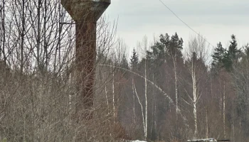 В Маловишерском районе появилась «писающая» водонапорная башня