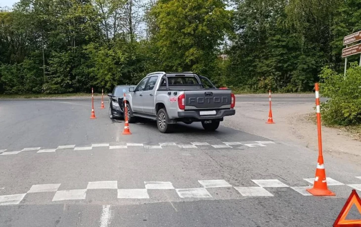 В Маловишерском округе девушка-водитель без прав попала в ДТП на «встречке» В Маловишерском округе девушка-водитель без прав попала в ДТП на «встречке»